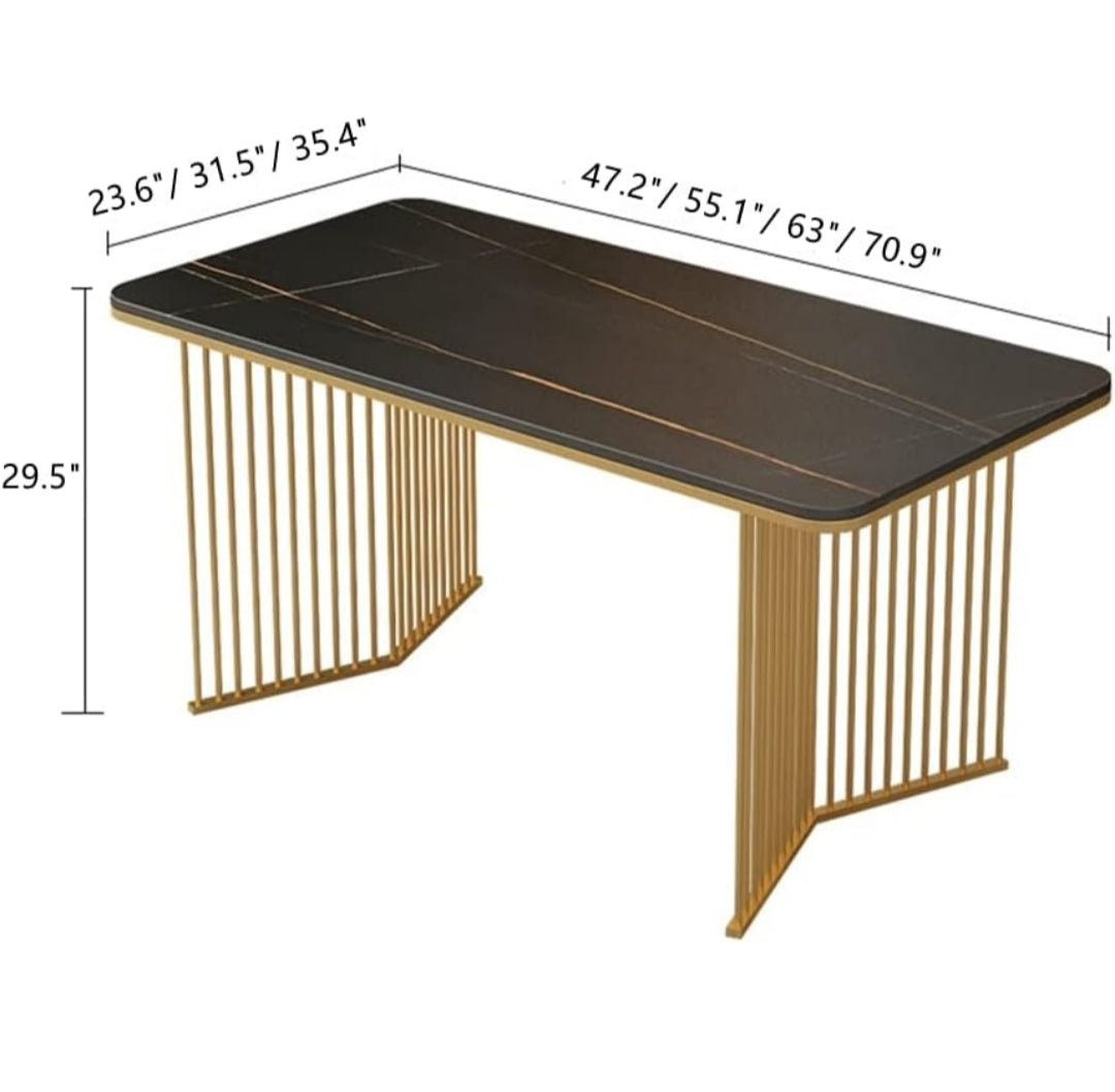 Mesa de lujo base dorada con tablero oscuro y diseño moderno para comedor elegante